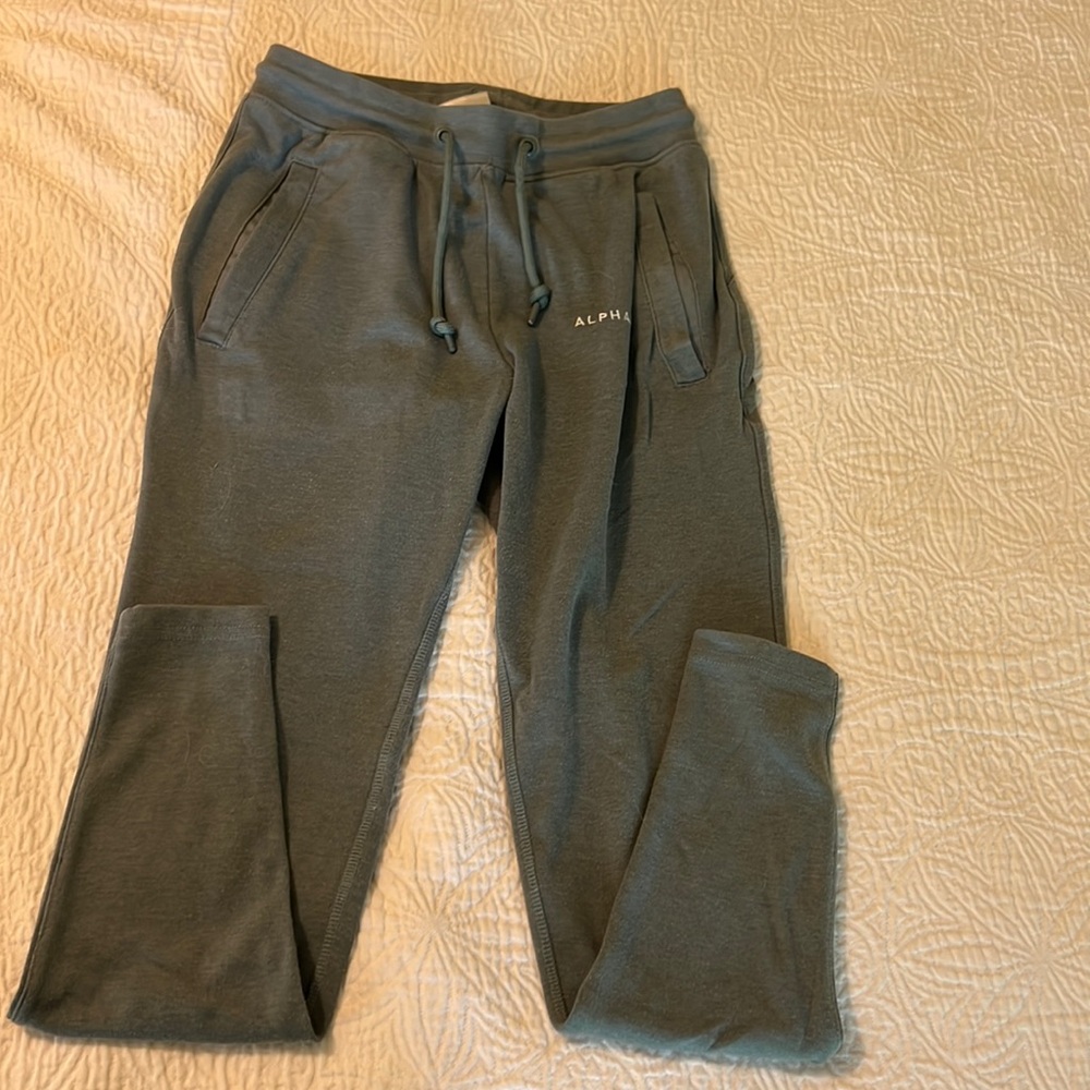 Alphalete Joggers